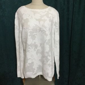 NWT Elle white floral patterned long sleeve top